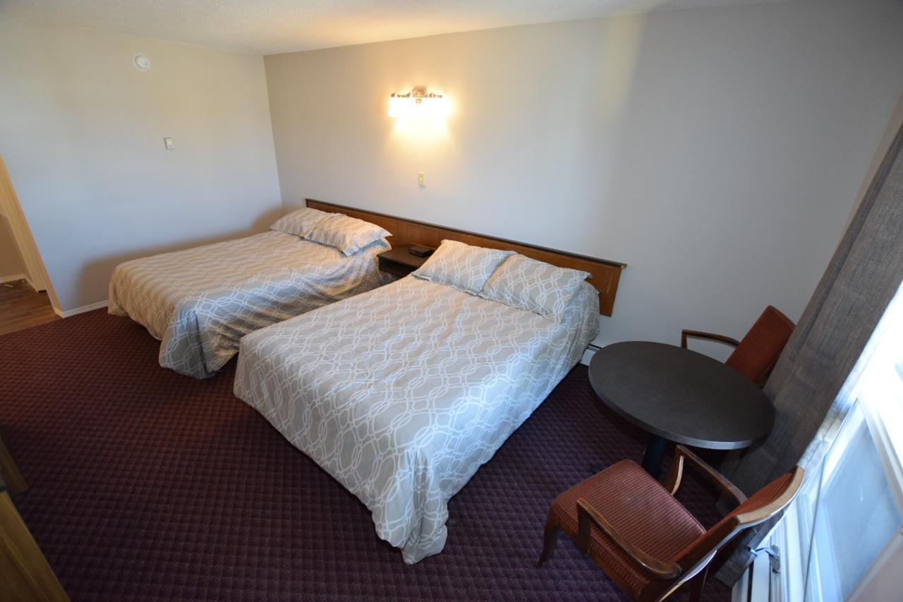 Airways Motel Cold Lake Buitenkant foto